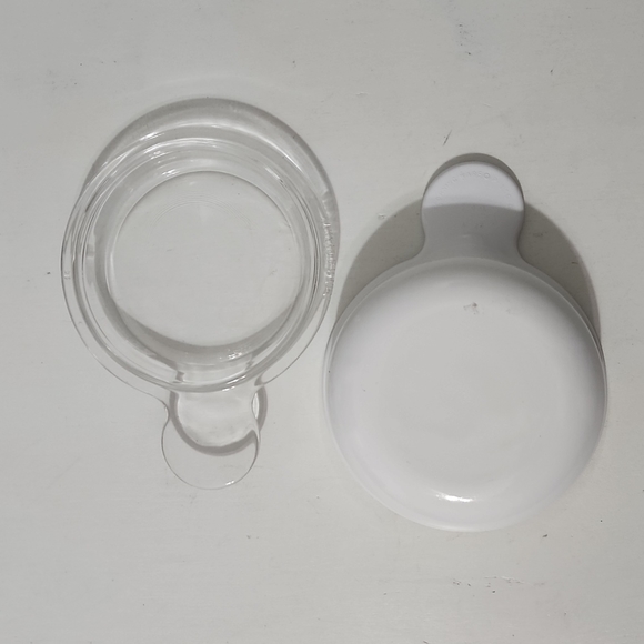 Vintage CorningWare Grabit Bowls with Pyrex Lids - Picture 10 of 12